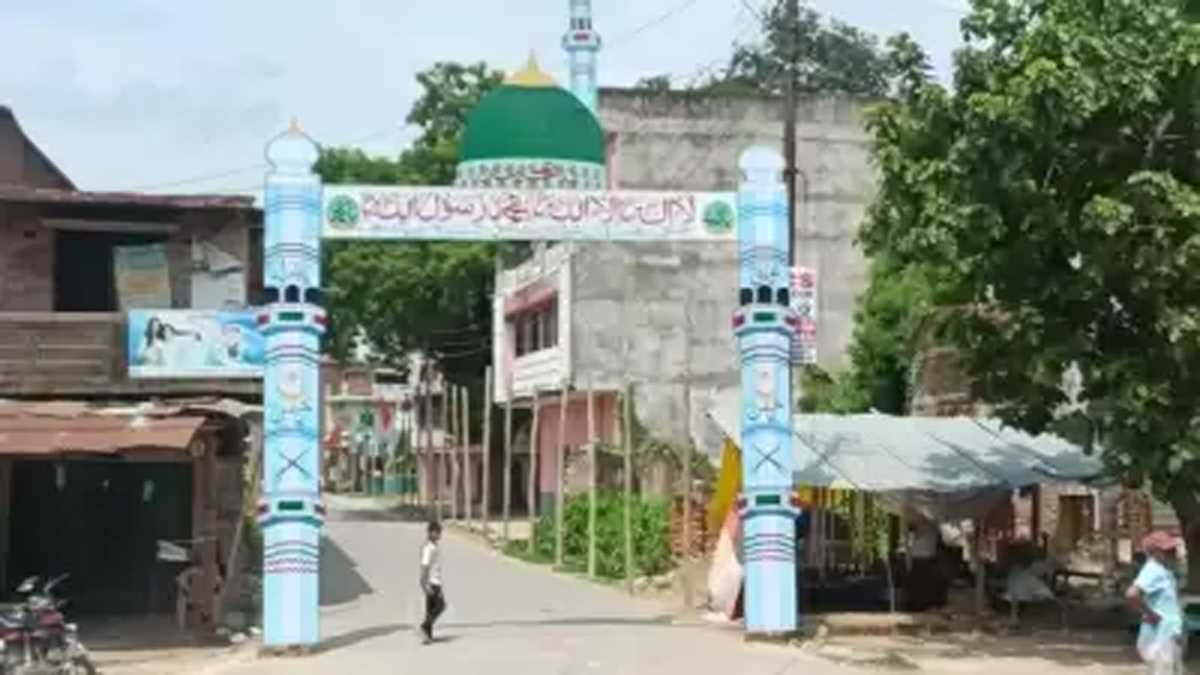 राजा भैया के पिता ने यूपी के कुंडा में मुहर्रम गेट पर जताई आपत्ति